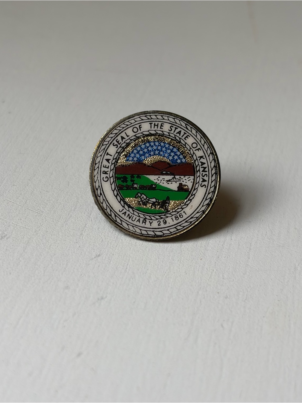 Kansas State Seal Glitter Enamel Brooch Hat Lapel Pin